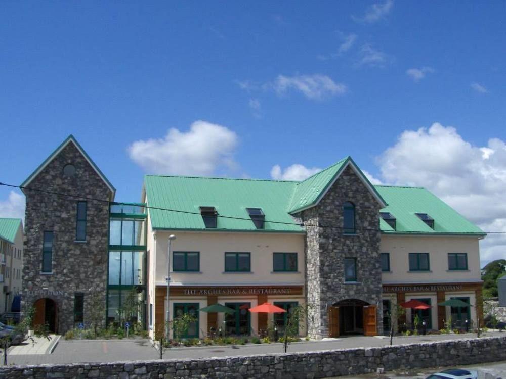 The Arches Hotel Клеърголуей Екстериор снимка